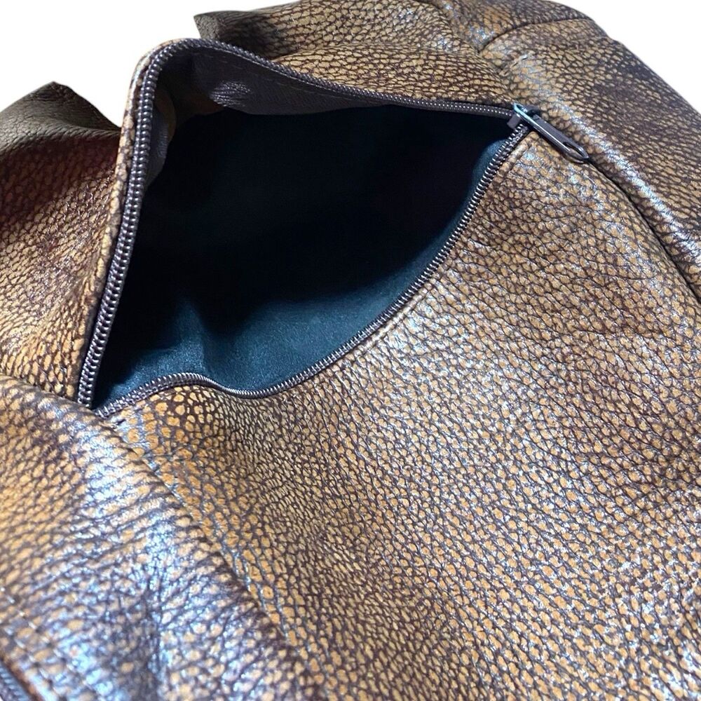VTG Brown Pebbled Leather Teardrop Sling Bag Crossbody Backpack Multi-Pocket - Picture 8 of 12